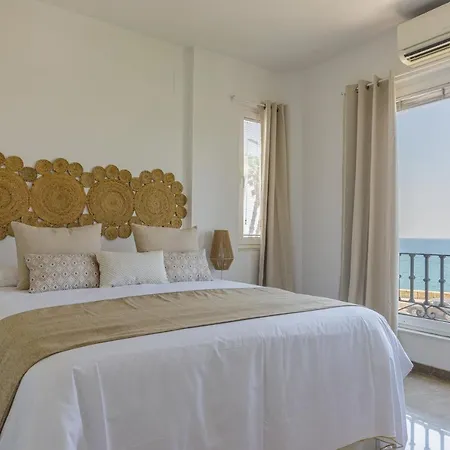 Living4malaga Seafront Duplex Apartment *
