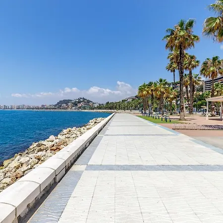 Living4malaga Seafront Duplex *